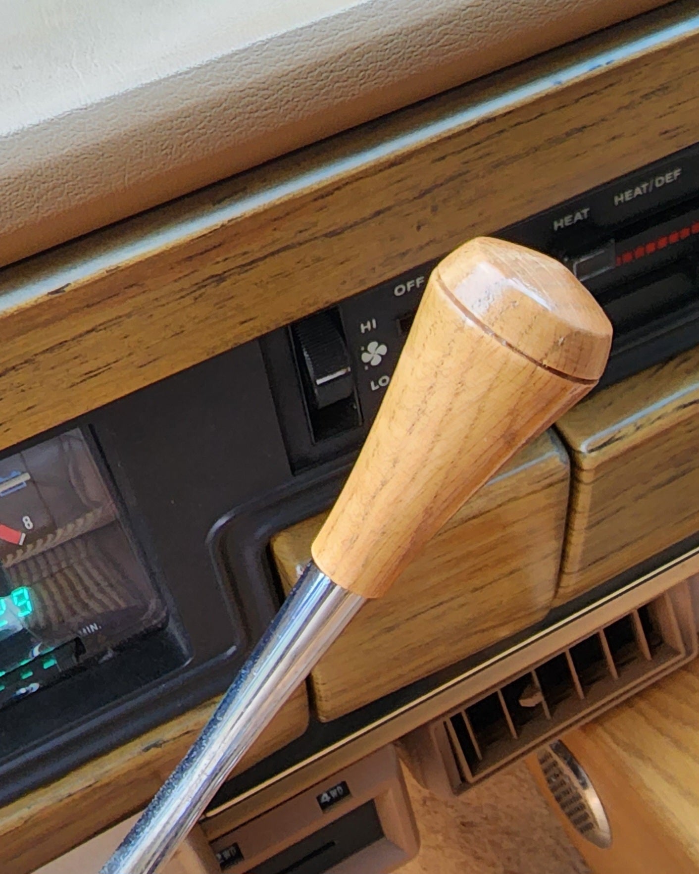 Column Shift Knob Dress-up Kit