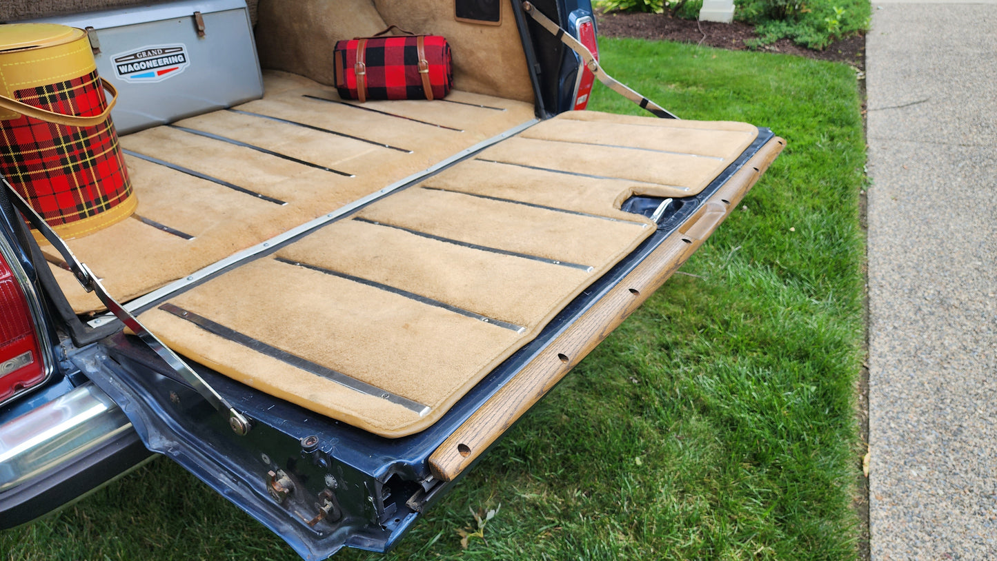 Tailgate window protector