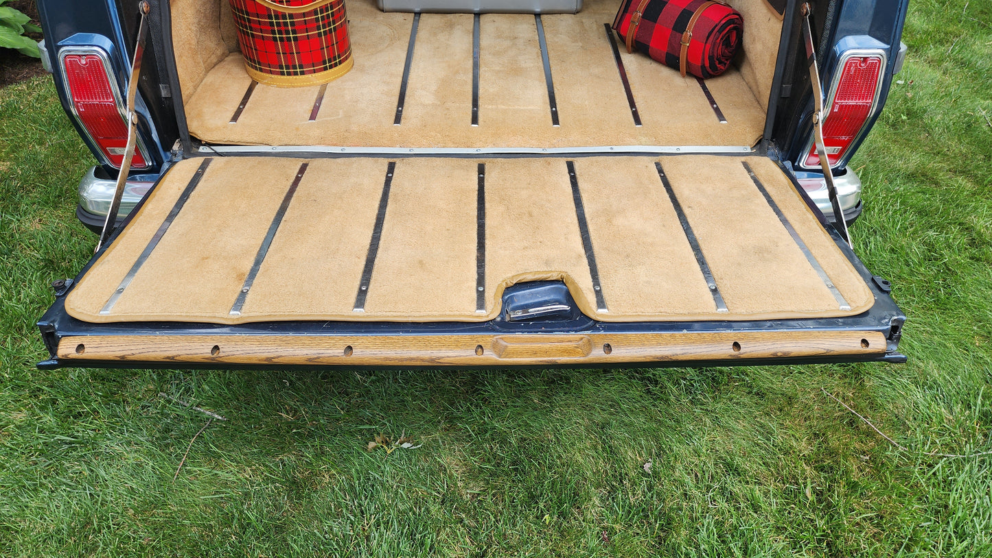 Tailgate window protector