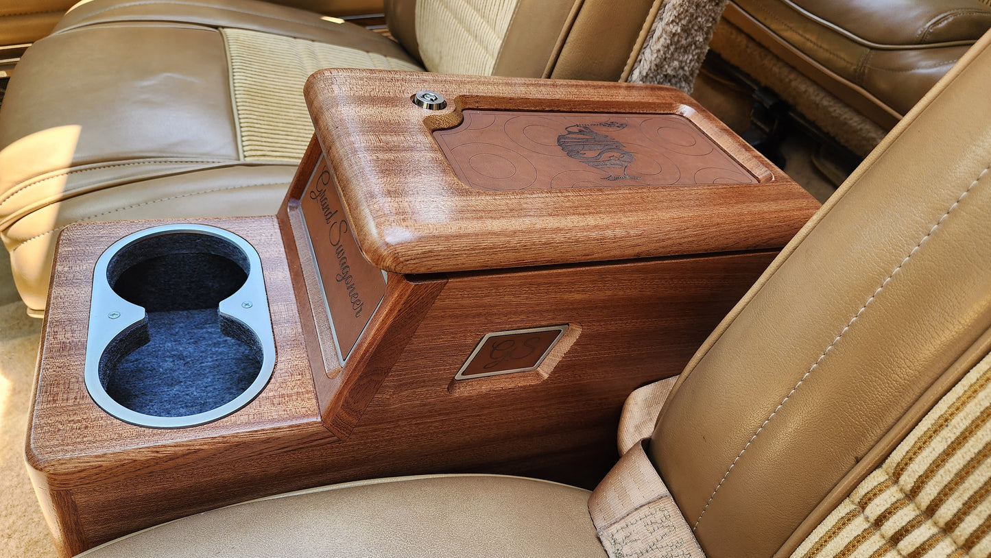 Series 3 Wagoneer center console