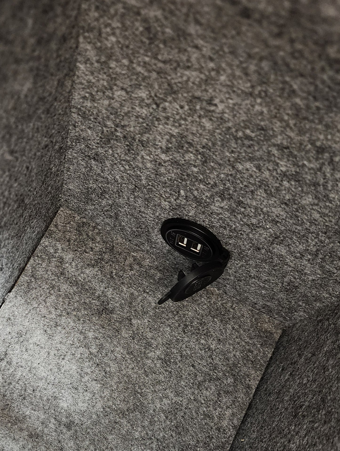 Early Bronco XL Black console