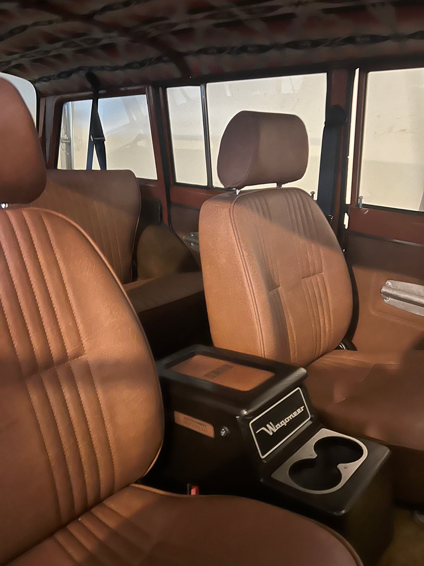 Series 3 Wagoneer center console